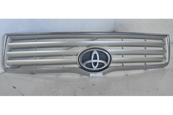 Recambio de rejilla delantera para toyota avensis wagon (t25) 2.0 d-cat referencia OEM IAM 5311405060  
