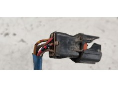 Recambio de cerradura puerta trasera derecha para kia sorento 2.5 crdi cat referencia OEM IAM   