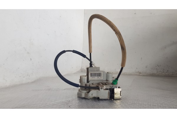 Recambio de cerradura puerta delantera derecha para lancia ypsilon (402) 1.2 i 70 referencia OEM IAM 51926043  