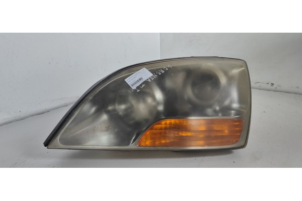 Recambio de faro izquierdo para kia sorento 2.5 crdi cat referencia OEM IAM 921013E5XX  