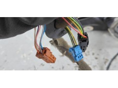 Recambio de retrovisor izquierdo para citroen c4 grand picasso exclusive referencia OEM IAM 96851519XV  