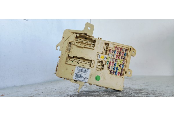 Recambio de caja reles / fusibles para hyundai i30 (gd) 1.4crdi 90 fap referencia OEM IAM 91950A6041  