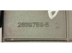 Recambio de caja reles / fusibles para peugeot 3008 1.6 hdi 110 fap referencia OEM IAM 281197595  