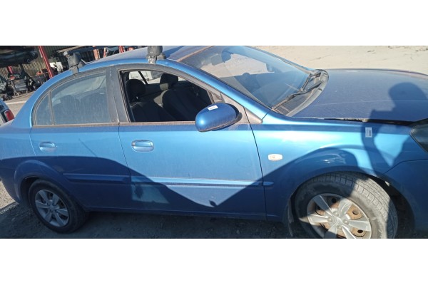 Recambio de puerta delantera derecha para kia rio 1.4 active referencia OEM IAM   