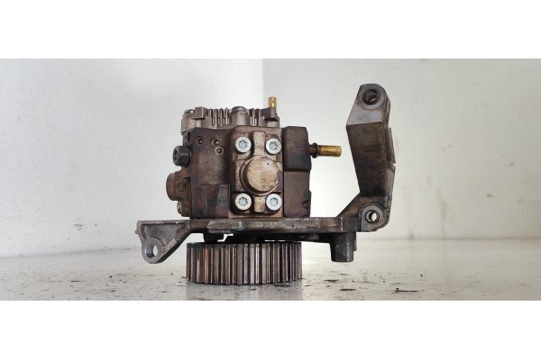 Recambio de bomba inyeccion para citroen c4 grand picasso exclusive plus referencia OEM IAM 0445010102  
