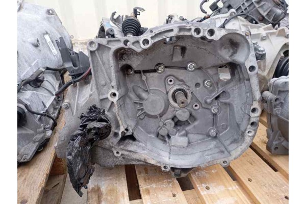 Recambio de caja cambios para renault clio iv 1.2 referencia OEM IAM   