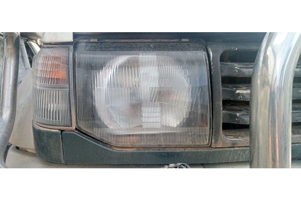 Recambio de faro derecho para mitsubishi montero (v20/v40) 2.5 turbodiesel referencia OEM IAM   