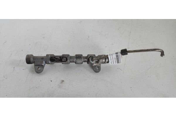 Recambio de rampa inyectora para opel insignia sports tourer 2.0 16v cdti referencia OEM IAM 0445214221  