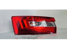 Recambio de piloto trasero izquierdo para skoda superb (3v3) 2.0tdi 150 fap referencia OEM IAM   