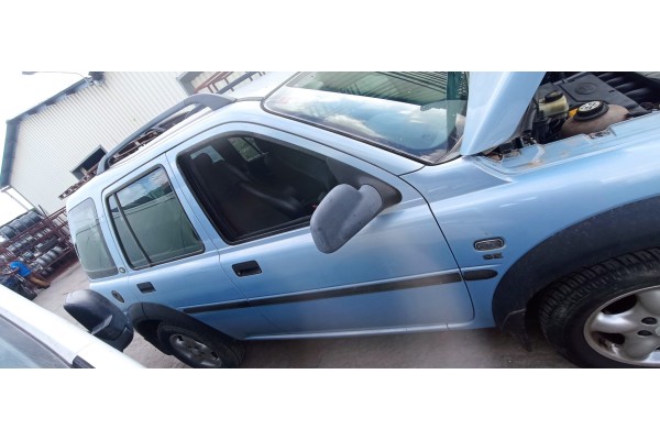Recambio de puerta delantera derecha para land rover freelander 2.0 td4 cat referencia OEM IAM   