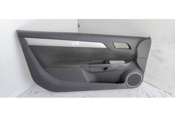 Recambio de guarnecido puerta delantera izquierda para opel tigra twin top edition referencia OEM IAM   