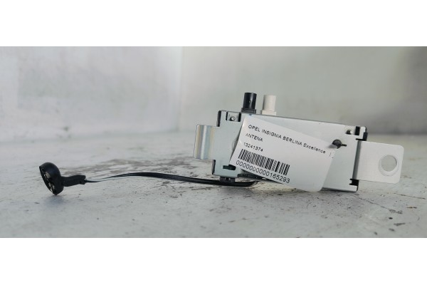 Recambio de antena para opel insignia berlina excellence referencia OEM IAM 13241374  