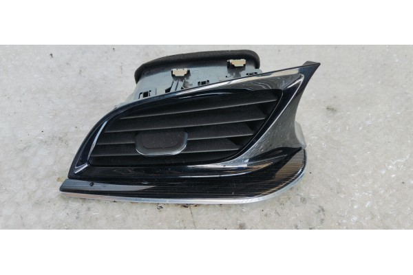 Recambio de rejilla aireadora para opel insignia berlina 1.6 cdti 136 fap referencia OEM IAM 39017275  