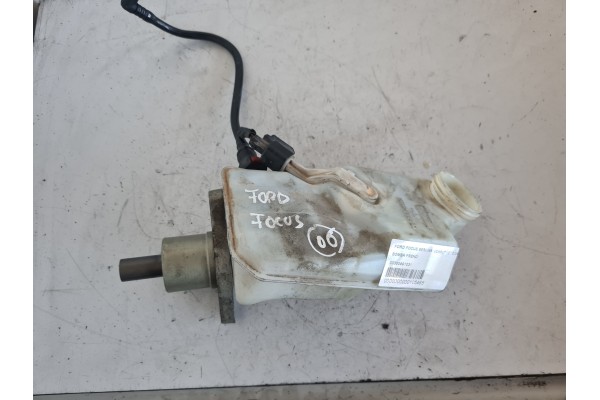 Recambio de bomba freno para ford focus berlina (cap) 1.6 tdci cat referencia OEM IAM 03350891031  