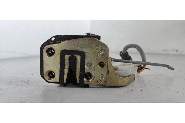 Recambio de cerradura puerta delantera derecha para kia sorento 2.5 crdi cat referencia OEM IAM   