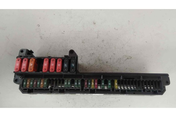 Recambio de caja reles / fusibles para bmw serie 5 berlina (e60) 2.5 24v cat referencia OEM IAM 693245201  