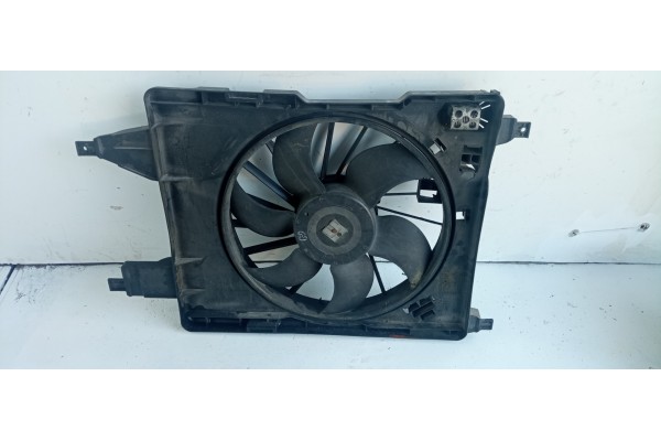 Recambio de electroventilador para renault megane ii familiar 1.9 dci diesel referencia OEM IAM 8240357  