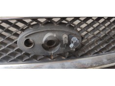 Recambio de rejilla delantera para ford focus berlina (cap) 1.6 16v cat referencia OEM IAM 4M518200  