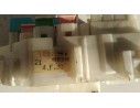 Recambio de caja reles / fusibles para toyota rav 4 (a2) 2.0 turbodiesel cat referencia OEM IAM 8272142040  
