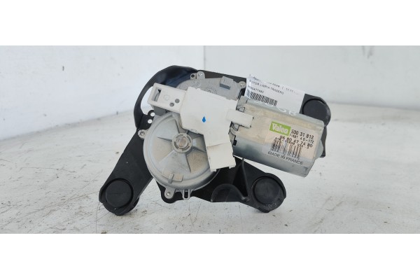 Recambio de motor limpia trasero para peugeot 3008 allure referencia OEM IAM 9680477480  