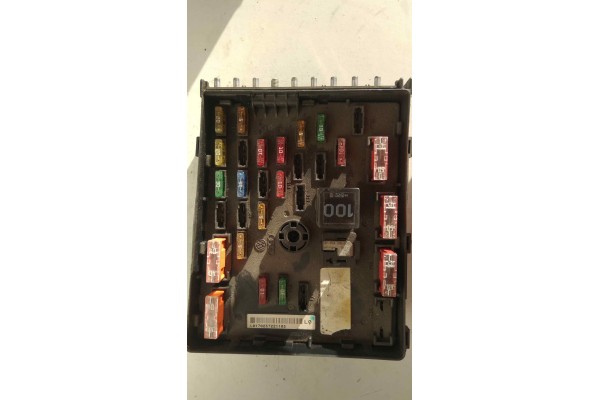 Recambio de caja reles / fusibles para volkswagen passat berlina (3c2) 2.0 tdi dpf referencia OEM IAM 63592777 3C0937125 