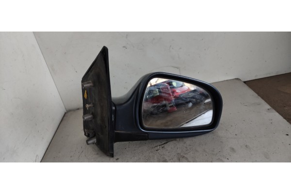 Recambio de retrovisor derecho para hyundai matrix (fc) 1.5 crdi cat referencia OEM IAM 012172  