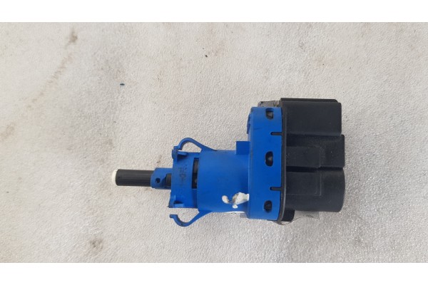 Recambio de interruptor para mazda 6 lim. (gh) 2.0d turbo 140 fap referencia OEM IAM BN7N  