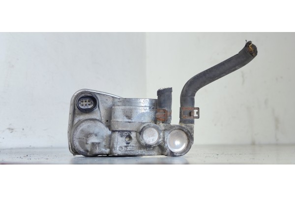 Recambio de caja mariposa para skoda octavia berlina (1z3) edition 100 referencia OEM IAM 06F133062  