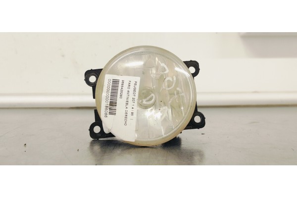 Recambio de faro antiniebla derecho para peugeot 207 1.4 i 95 referencia OEM IAM 9685425280  