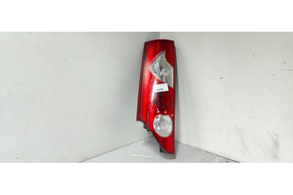 Recambio de piloto trasero izquierdo para renault kangoo dynamique acción especial referencia OEM IAM   