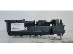 Recambio de caja reles / fusibles para opel astra k lim. 5türig dynamic referencia OEM IAM 39040853  