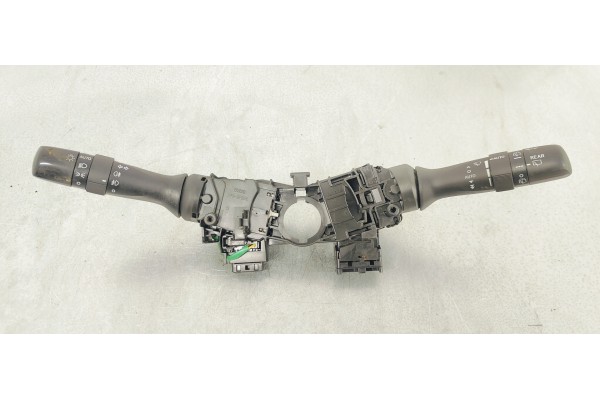 Recambio de mando multifuncion para toyota rav 4 (a3) 2.2 d4d 150 4x4 referencia OEM IAM 173832  