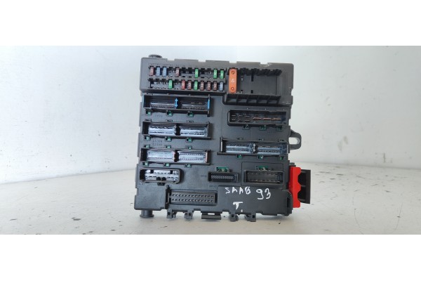 Recambio de caja reles / fusibles para saab 9-3 cabrio vector referencia OEM IAM 12766741  