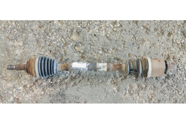 Recambio de transmision delantera izquierda para renault megane ii coupe/cabrio luxe dynamique referencia OEM IAM 8200613829  