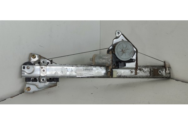 Recambio de elevalunas trasero izquierdo para mitsubishi montero (v60/v70) 3.2 di-d cat referencia OEM IAM MR989948  