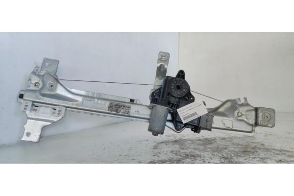 Recambio de elevalunas trasero izquierdo para peugeot 3008 1.6hdi 112 fap referencia OEM IAM 9682808780  