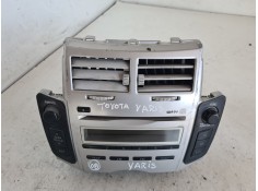 Recambio de sistema audio / radio cd para toyota yaris 1.4 turbodiesel cat referencia OEM IAM 861200D201 S0A04694 12200071110101
