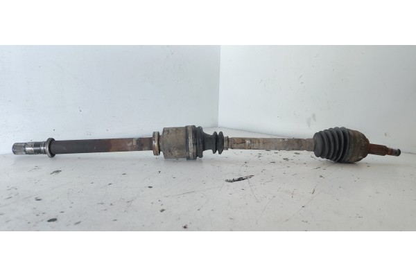 Recambio de transmision delantera derecha para renault scenic ii 1.9 dci diesel referencia OEM IAM 8200436366  