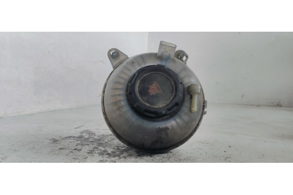 Recambio de deposito expansion para skoda superb (3v3) 2.0tdi 150 fap referencia OEM IAM 5Q0121407G  