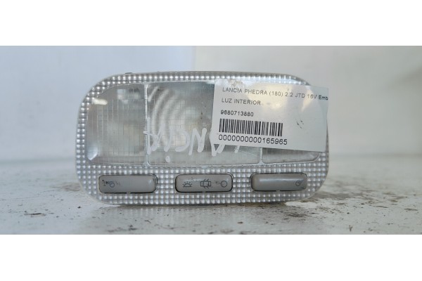 Recambio de luz interior para lancia phedra (180) 2.2 jtd 16v emblema referencia OEM IAM 9680713880  