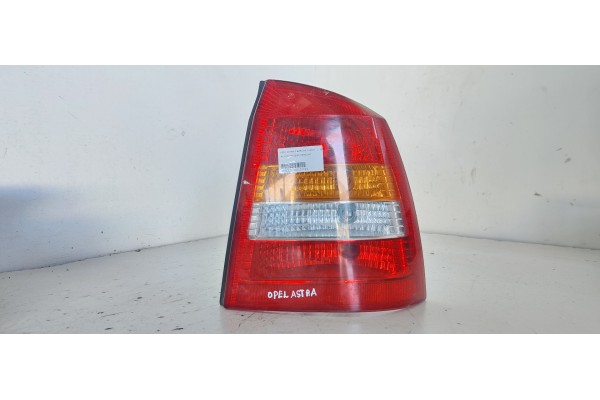 Recambio de piloto trasero derecho para opel astra g berlina comfort referencia OEM IAM   