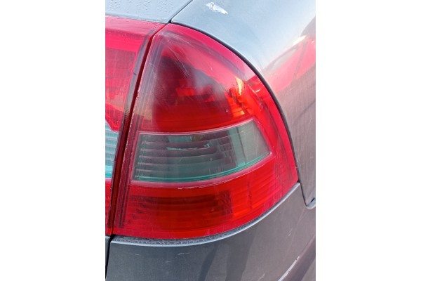 Recambio de piloto trasero derecho para citroen c5 berlina exclusive referencia OEM IAM   