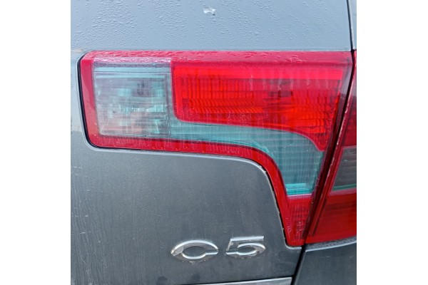 Recambio de piloto trasero derecho interior para citroen c5 berlina exclusive referencia OEM IAM   