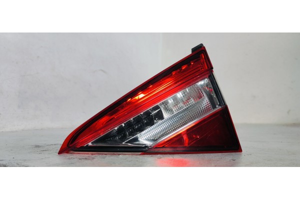 Recambio de piloto trasero derecho interior para skoda superb (3v3) 2.0tdi 150 fap referencia OEM IAM 3V5945308B  