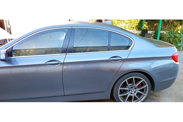 Recambio de puerta trasera izquierda para bmw serie 5 lim. (f10) 530d xdrive referencia OEM IAM   