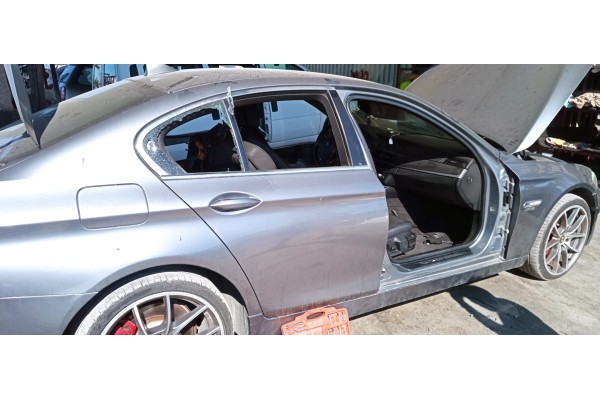 Recambio de puerta trasera derecha para bmw serie 5 lim. (f10) 530d xdrive referencia OEM IAM   