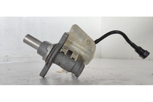 Recambio de bomba freno para citroen ds4 design referencia OEM IAM Y24879  