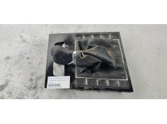 Recambio de guarnecidos palanca cambio para skoda superb (3v3) 2.0tdi 150 fap referencia OEM IAM 3V1863212  
