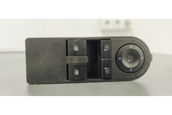 Recambio de mando elevalunas delantero izquierdo para opel zafira b edition ´´111 jahre´´ referencia OEM IAM   