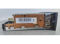 Recambio de sistema audio / radio cd para renault megane ii familiar 1.9 dci diesel referencia OEM IAM 8200256140  